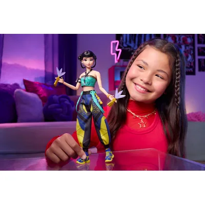 KPop Demon Hunters Zoey Fashion Doll — “How It's Done”